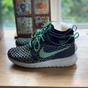 Custom Nike Roshe One Flyknit Multicolor Size 5.5